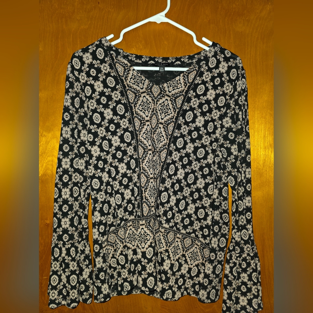 Lucky Brand Black and Cream Floral Top